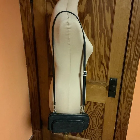 Joy Susan Black Vegan Leather Crossbody Purse with Wristlet Strap - Picture 5 of 11